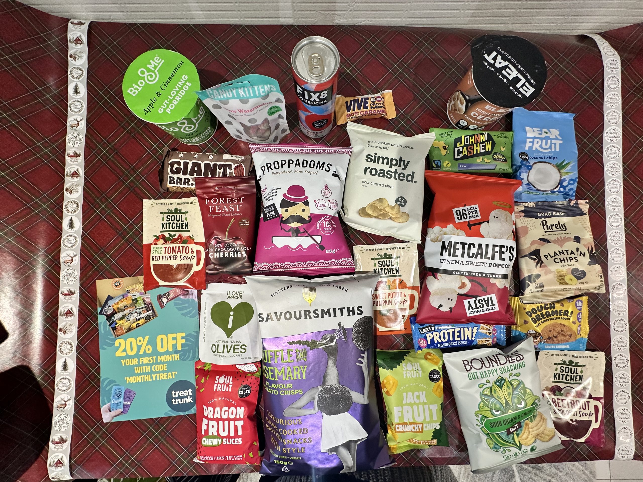 Christmas Special – All Vegetarian Snack Box With Free Gift Wrap